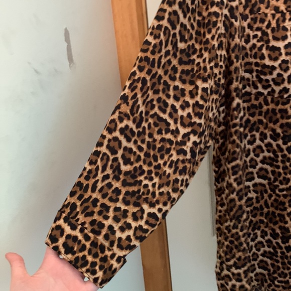 ISOBELLE CHEETAH PRINT LONG SLEEVE SHIRT SIZE 22 - Picture 3 of 7